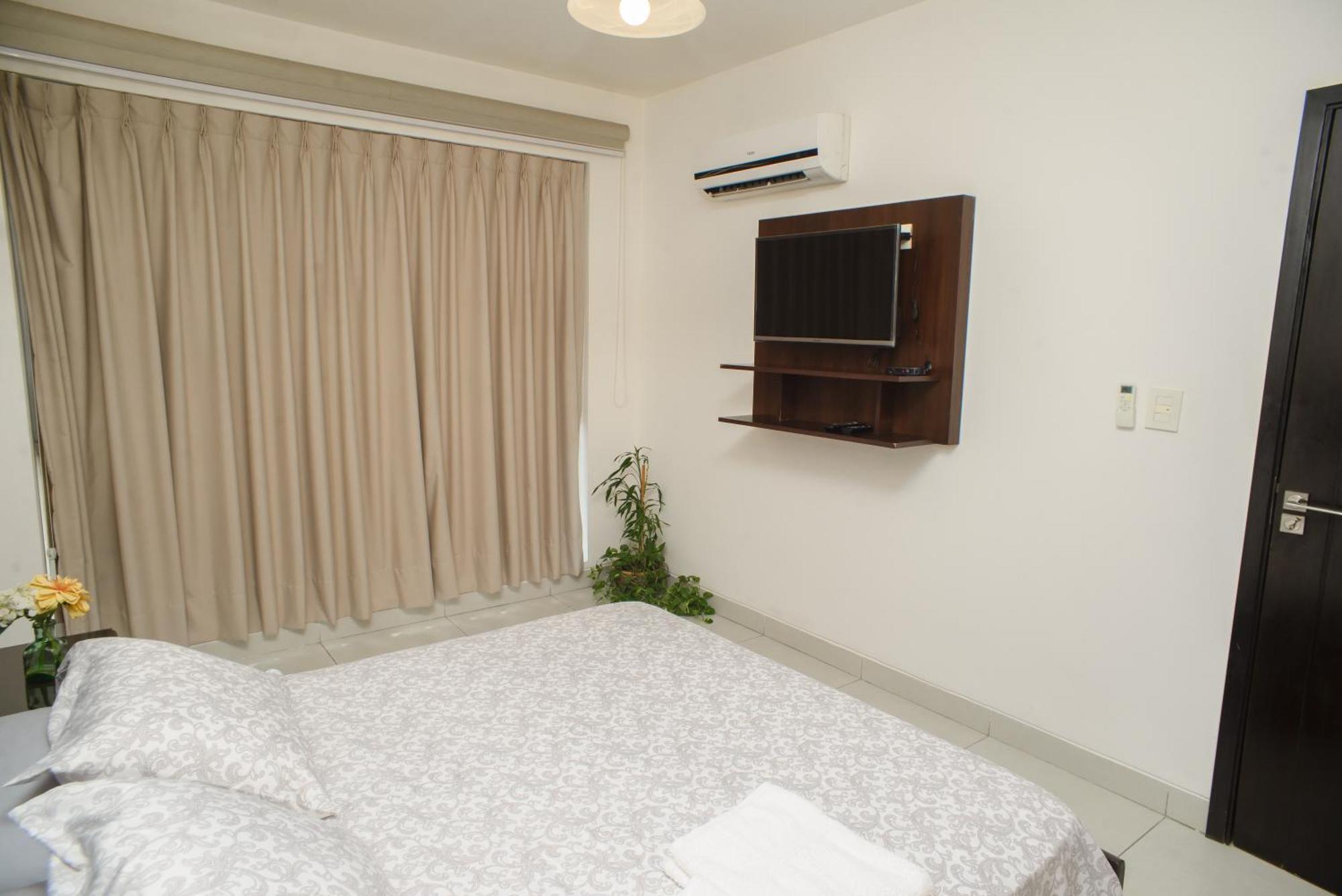 Downtown Apartments "Altos Del Sur" Санта-Крус-де-ла-Сьерра Экстерьер фото